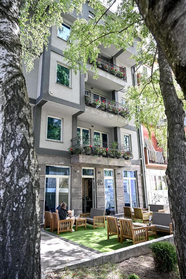 Respect034 Aparthotel Arandelovac Buitenkant foto